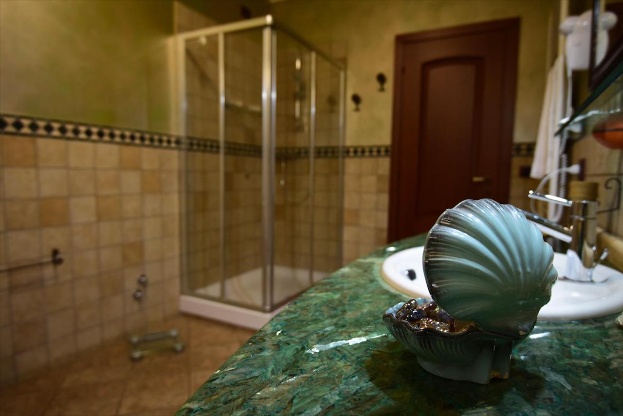 B&B Villa Passero Torricella Sicura Exteriör bild
